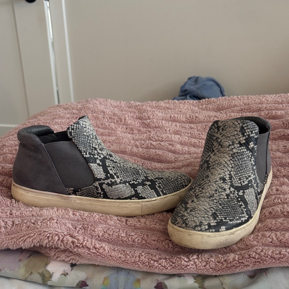 Coconuts by Matisse Gray and Black Snake Print Sneakers